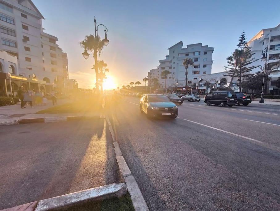 Luxury Oceanview With Balcony, Fast Wi-fi & Ac * Tangier
